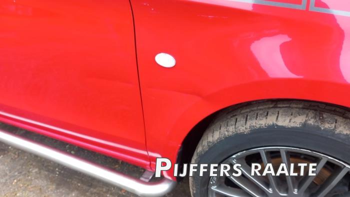 Mercedes Vito 1.6 109 CDI 16V Sloopvoertuig (2015, Rood)