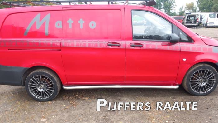 Mercedes Vito 1.6 109 CDI 16V Sloopvoertuig (2015, Rood)