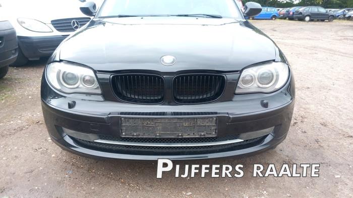 BMW 1 serie 116i 2.0 16V Sloopvoertuig (2010, Zwart, Beige)
