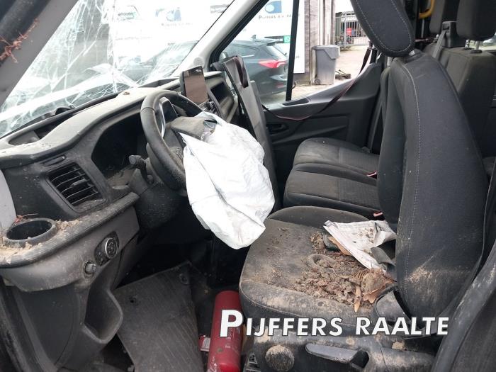 Ford Transit 2.0 TDCi 16V Eco Blue 130 Sloopvoertuig (2021)