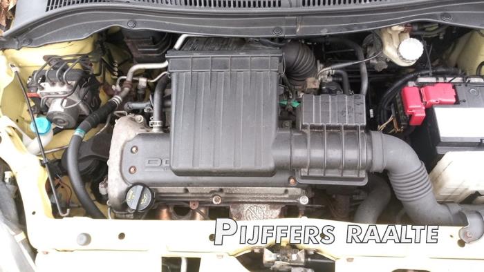 Suzuki Swift 1.3 VVT 16V Sloopvoertuig (2005, Geel)