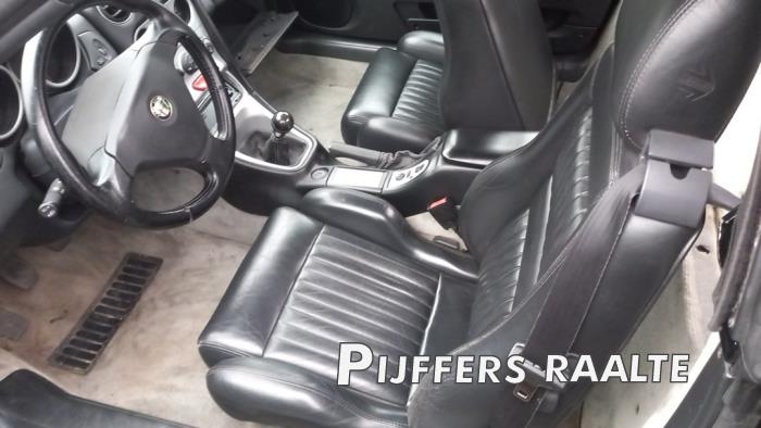 Alfa Romeo Spider 2.0 16V Twin Spark Sloopvoertuig (1998, Zwart)