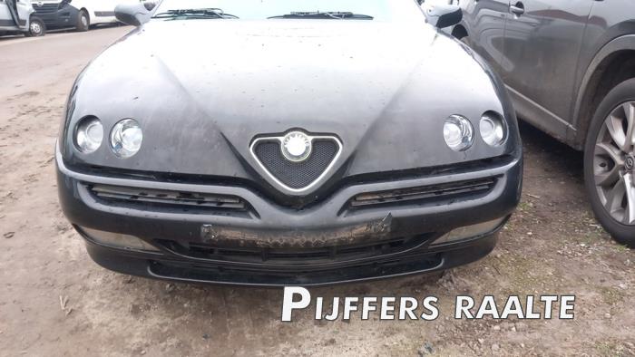 Alfa Romeo Spider 2.0 16V Twin Spark Sloopvoertuig (1998, Zwart)