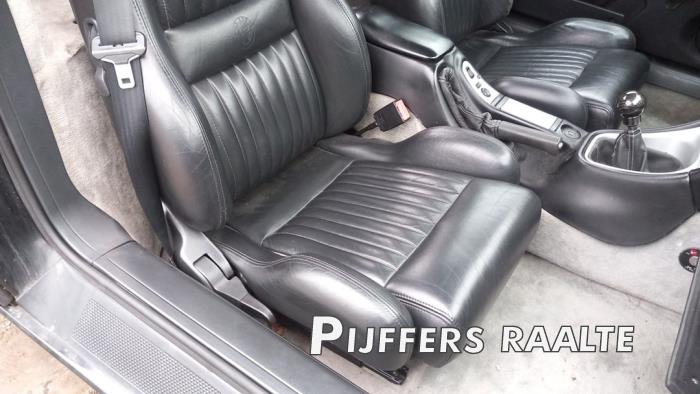 Alfa Romeo Spider 2.0 16V Twin Spark Sloopvoertuig (1998, Zwart)