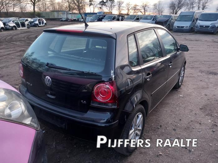 Volkswagen Polo IV 1.4 16V 75 Sloopvoertuig (2005, Zwart)