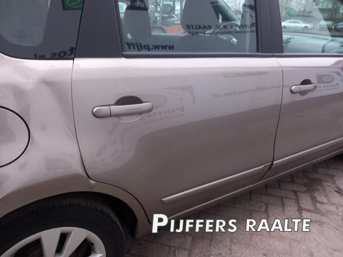 Nissan Note 1.6 16V Sloopvoertuig (2010, Bruin)