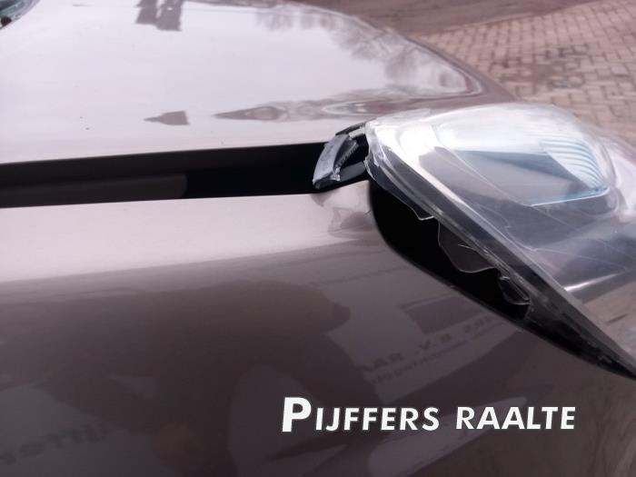 Nissan Note 1.6 16V Sloopvoertuig (2010, Bruin)