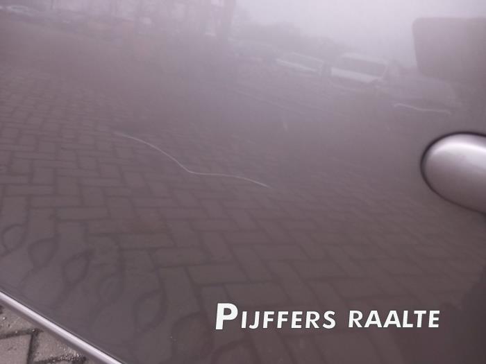 Nissan Note 1.6 16V Sloopvoertuig (2010, Bruin)