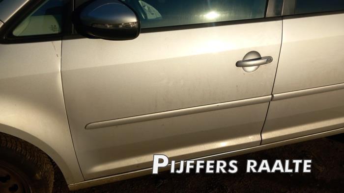 Volkswagen Touran 1.4 16V TSI 140 Sloopvoertuig (2011, Grijs)