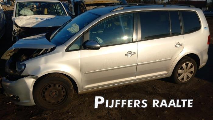 Volkswagen Touran 1.4 16V TSI 140 Sloopvoertuig (2011, Grijs)
