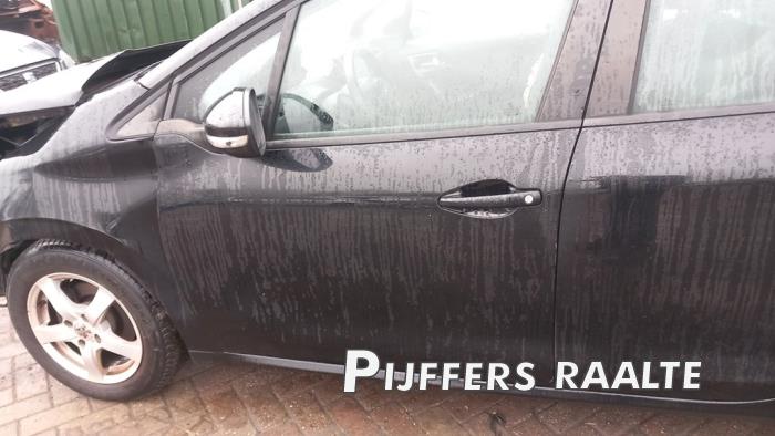 Peugeot 208 I 1.2 Vti 12V PureTech 82 Sloopvoertuig (2012, Metallic, Zwart)