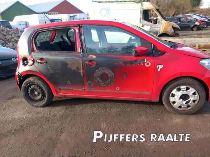 Volkswagen Up! 1.0 12V 60 Sloopvoertuig (2015, Rood)