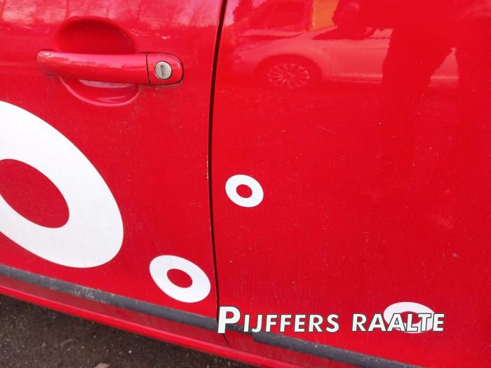 Volkswagen Up! 1.0 12V 60 Sloopvoertuig (2015, Rood)