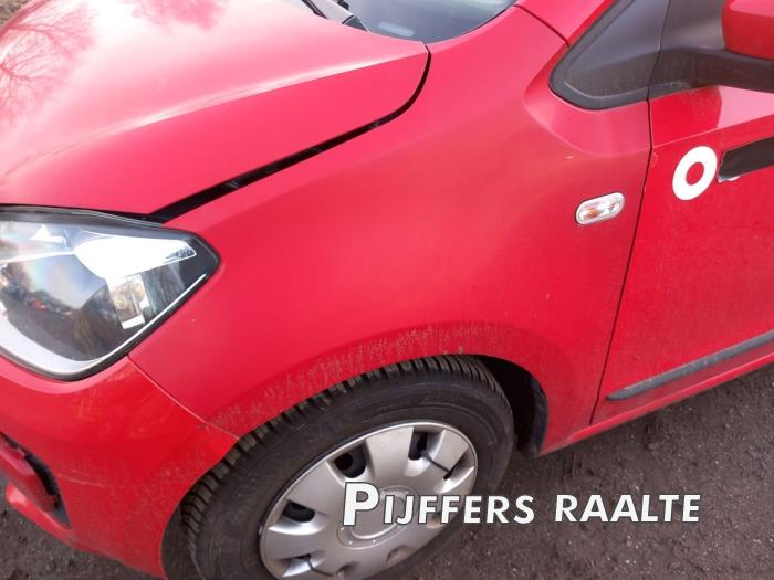 Volkswagen Up! 1.0 12V 60 Sloopvoertuig (2015, Rood)