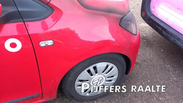 Volkswagen Up! 1.0 12V 60 Sloopvoertuig (2016, Rood)