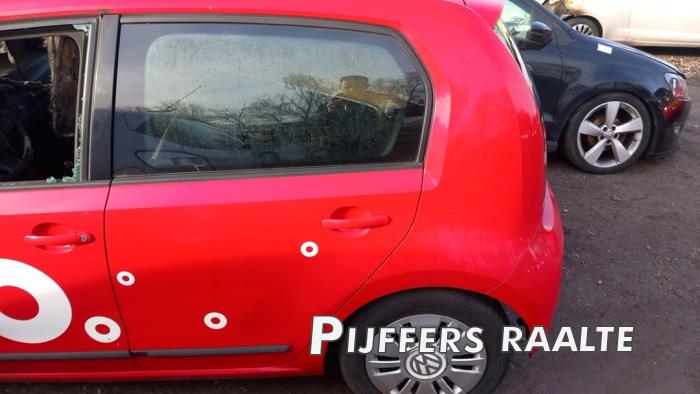 Volkswagen Up! 1.0 12V 60 Sloopvoertuig (2016, Rood)