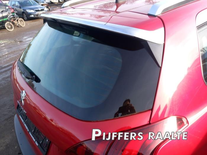 Peugeot 2008 1.2 12V e-THP PureTech 110 Sloopvoertuig (2019, Rood)