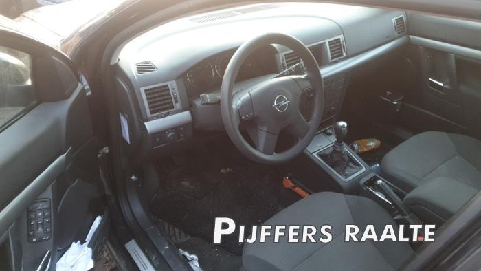 Opel Signum 2.2 direct 16V Sloopvoertuig (2005, Blauw)