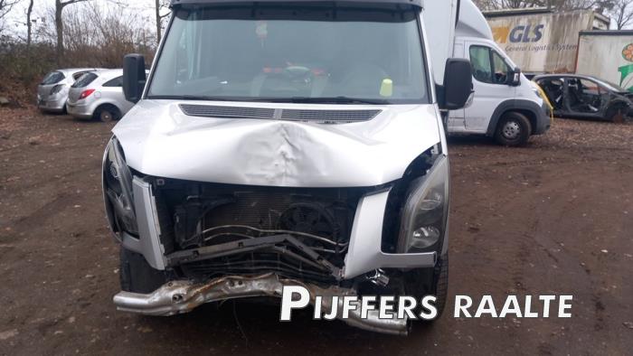 Volkswagen Crafter 2.5 TDI 30/32/35/46/50 Sloopvoertuig (2010, Grijs)