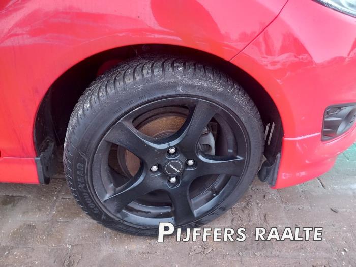 Ford Fiesta 6 1.0 EcoBoost 12V 100 Sloopvoertuig (2017, Rood)