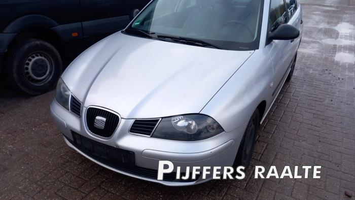 Seat Cordoba 1.4 16V Sloopvoertuig (2004, Grijs)