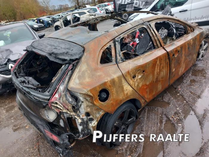 Volvo V40 2.0 D3 16V Sloopvoertuig (2019, Grijs)