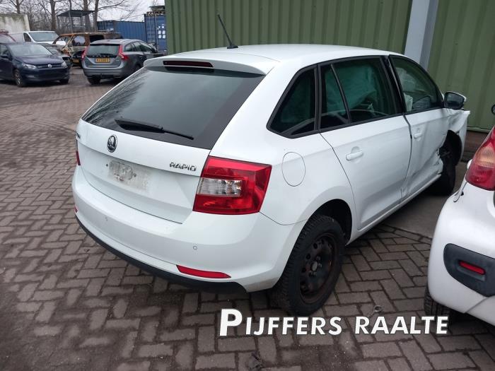 Skoda Rapid Spaceback 1.4 TDI 12V Sloopvoertuig (2017, Wit)