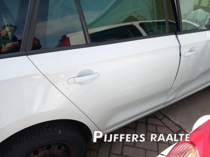 Skoda Rapid Spaceback 1.4 TDI 12V Sloopvoertuig (2017, Wit)