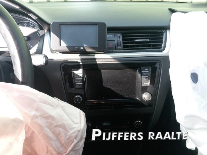 Skoda Rapid Spaceback 1.4 TDI 12V Sloopvoertuig (2017, Wit)