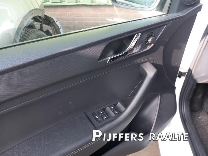 Skoda Rapid Spaceback 1.4 TDI 12V Sloopvoertuig (2017, Wit)