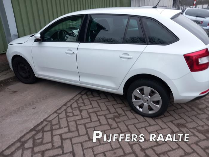 Skoda Rapid Spaceback 1.4 TDI 12V Sloopvoertuig (2017, Wit)