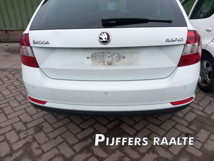 Skoda Rapid Spaceback 1.4 TDI 12V Sloopvoertuig (2017, Wit)