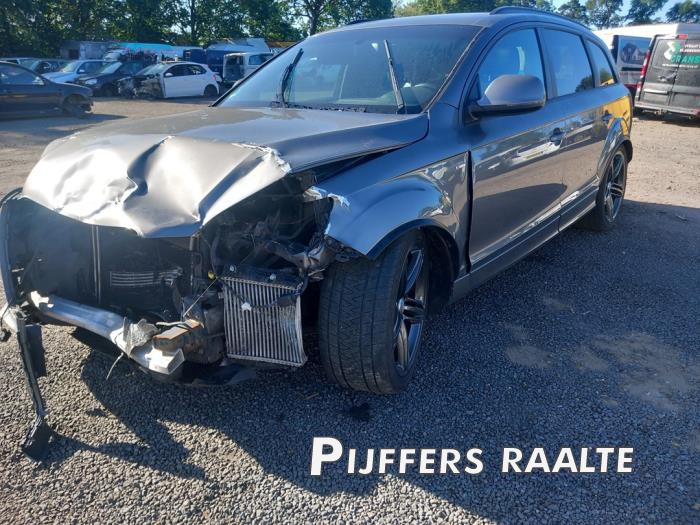 Audi Q7 3.0 TDI V6 24V Clean Diesel Sloopvoertuig (2013, Grijs)