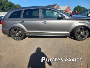 Audi Q7 3.0 TDI V6 24V Clean Diesel Sloopvoertuig (2013, Grijs)