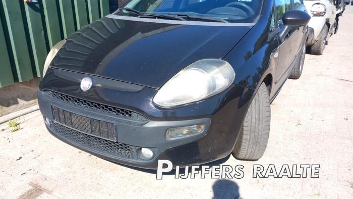 Fiat Punto Evo 1.4 Sloopvoertuig (2010, Zwart)