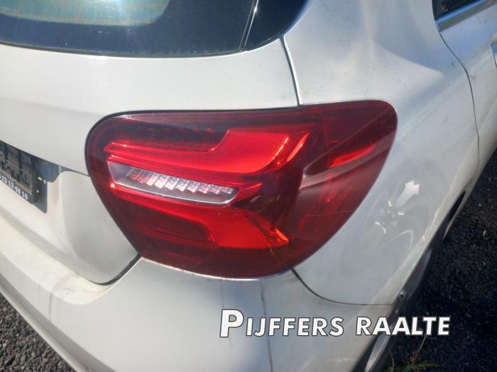 Mercedes A 1.6 A-160 16V Sloopvoertuig (2017, Wit)