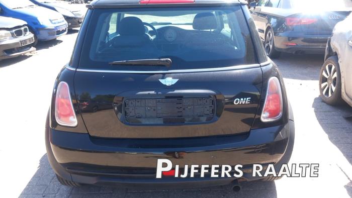 Mini Mini Open 1.6 16V Cooper Sloopvoertuig (2005, Zwart)