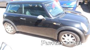 Mini Mini Open 1.6 16V Cooper Sloopvoertuig (2005, Zwart)