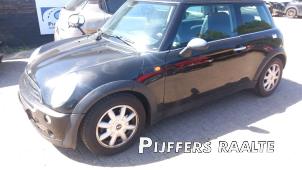 Mini Mini Open 1.6 16V Cooper Sloopvoertuig (2005, Zwart)
