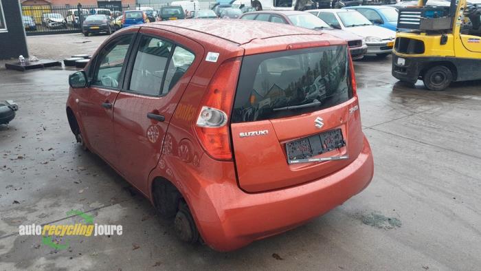 Suzuki Splash 1.0 12V Sloopvoertuig (2010, Rood)