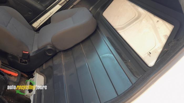 Peugeot Partner 1.6 HDI 75 Phase 2 Sloopvoertuig (2014)