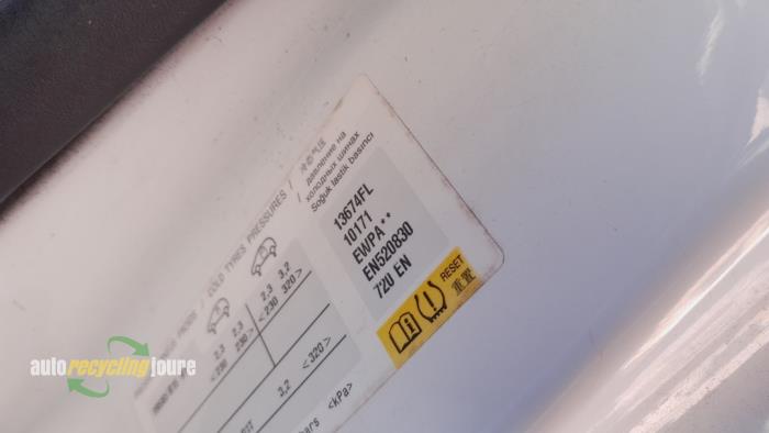 Peugeot Partner 1.6 HDI 75 Phase 2 Sloopvoertuig (2014)