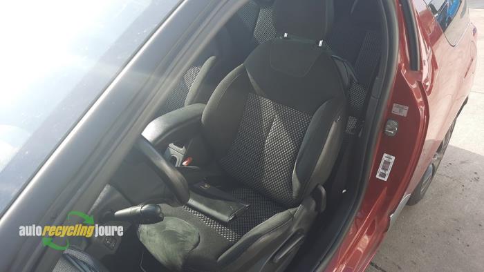 Citroen DS3 1.6 e-HDi Sloopvoertuig (2011, Rood)