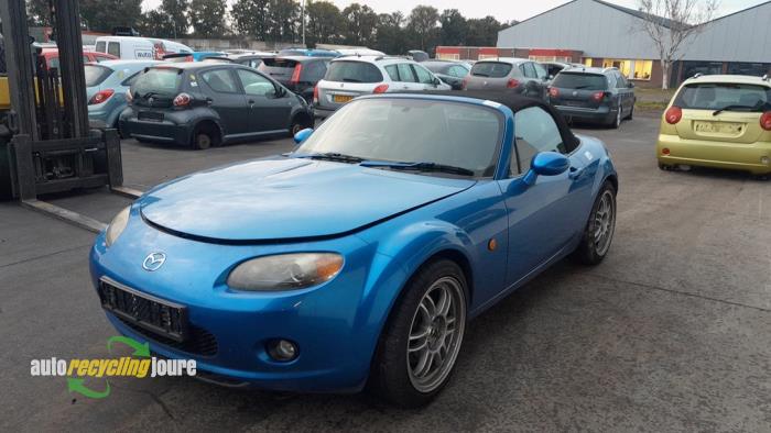 Mazda MX-5 1.8i 16V Sloopvoertuig (2006, Blauw)