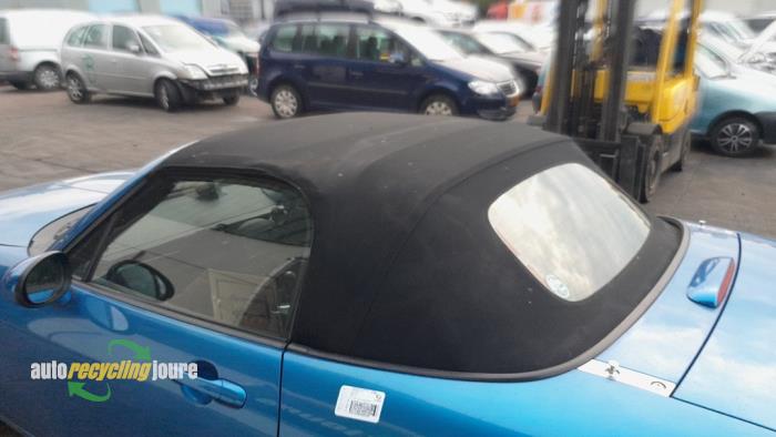 Mazda MX-5 1.8i 16V Sloopvoertuig (2006, Blauw)