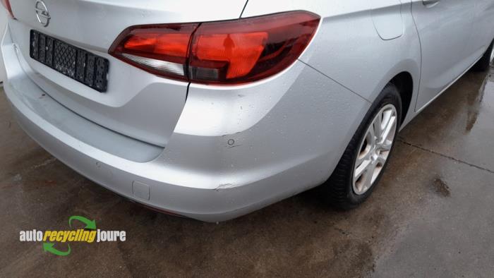 Opel Astra K Sports Tourer 1.6 CDTI 110 16V Sloopvoertuig (2018, Grijs)