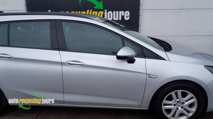 Opel Astra K Sports Tourer 1.6 CDTI 110 16V Sloopvoertuig (2018, Grijs)