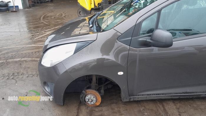 Chevrolet Spark 1.0 16V Bifuel Sloopvoertuig (2011, Bruin)