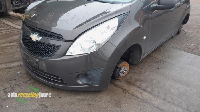 Chevrolet Spark 1.0 16V Bifuel Sloopvoertuig (2011, Bruin)