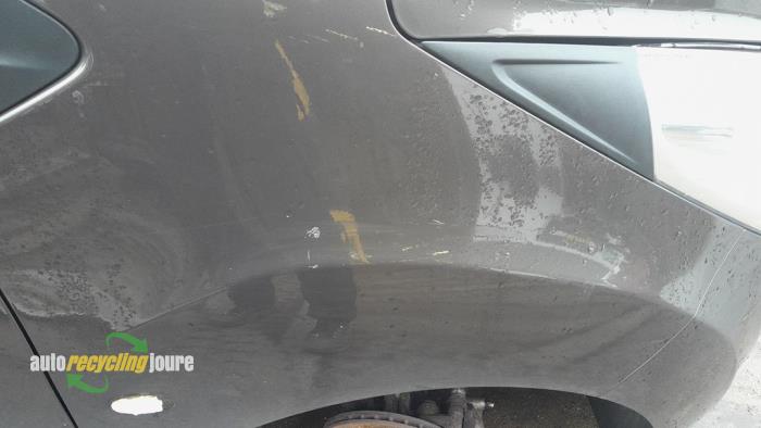 Chevrolet Spark 1.0 16V Bifuel Sloopvoertuig (2011, Bruin)